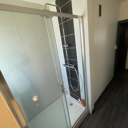 Belle Privee En Colocation G 公寓 维勒班